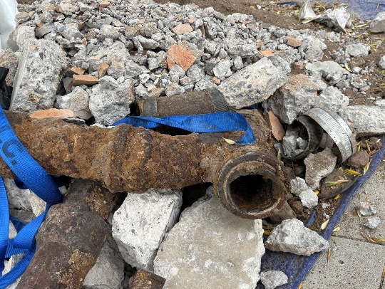 cast-iron-pipe