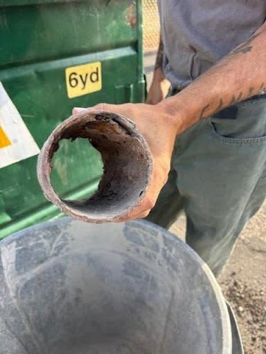deteriorated-cast-iron-pipe